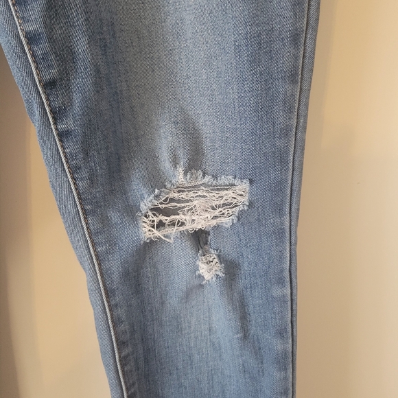 Old Navy Pop Icon Skinny Jeans - Picture 5 of 8